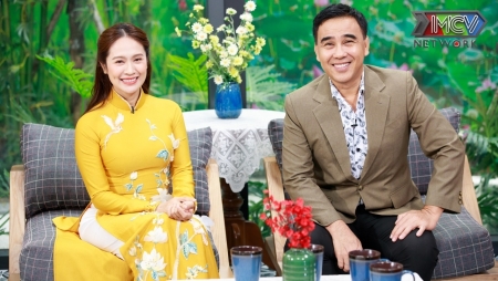 Thanh Thúy 'tái xuất' đồng hành cùng MC Quyền Linh tại 'Mẹ chồng nàng dâu'
