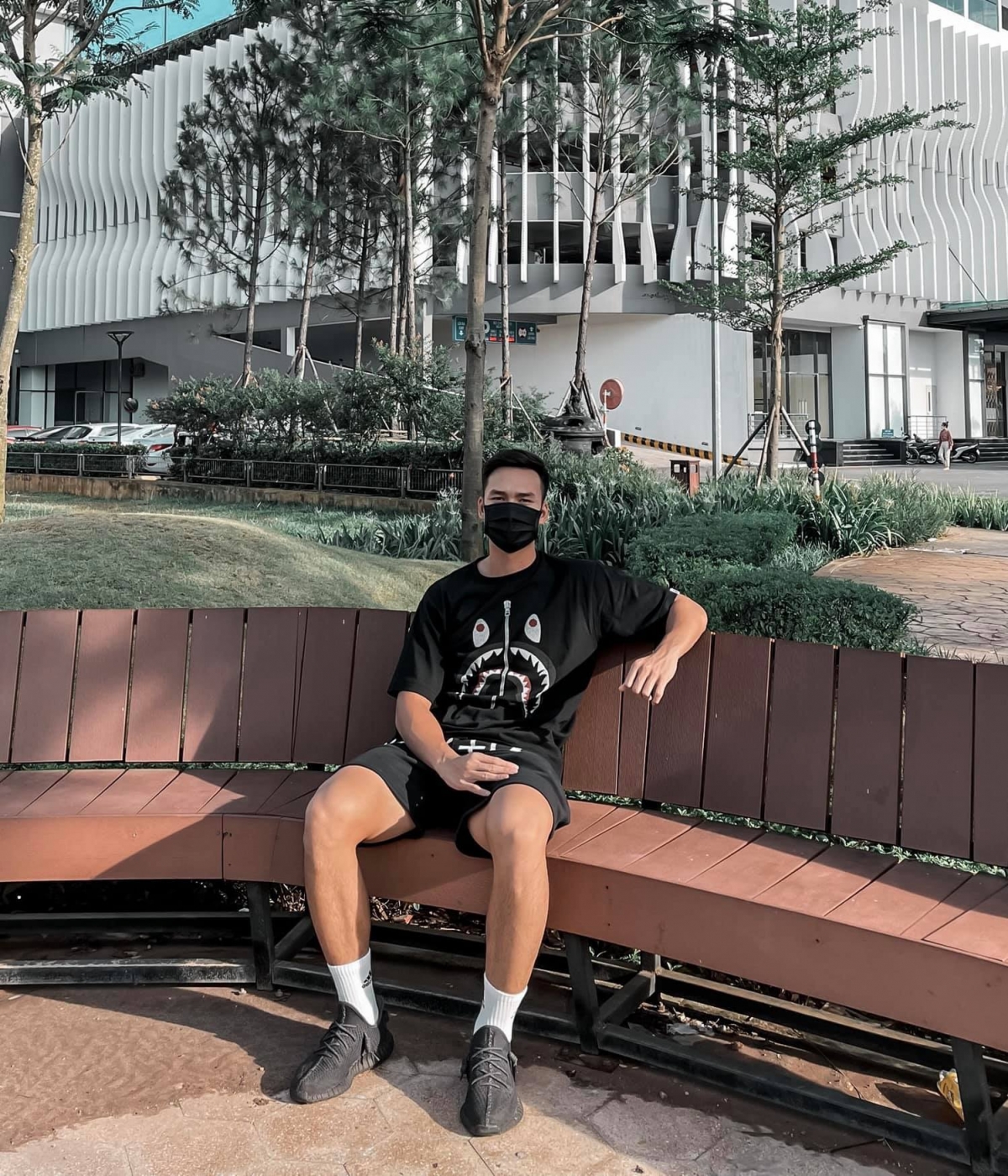 Tân đội trưởng U23 Việt Nam đẹp trai ngời ngời, không khác gì người mẫu
