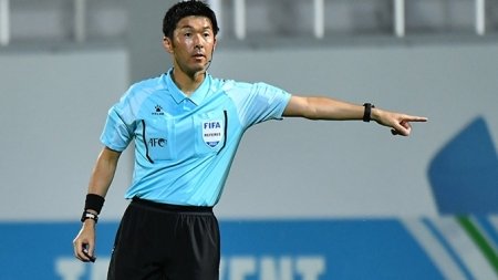 Bị "tố" xử ép U23 Việt Nam, trọng tài Nhật Bản gặp chuyện khó đỡ trên MXH