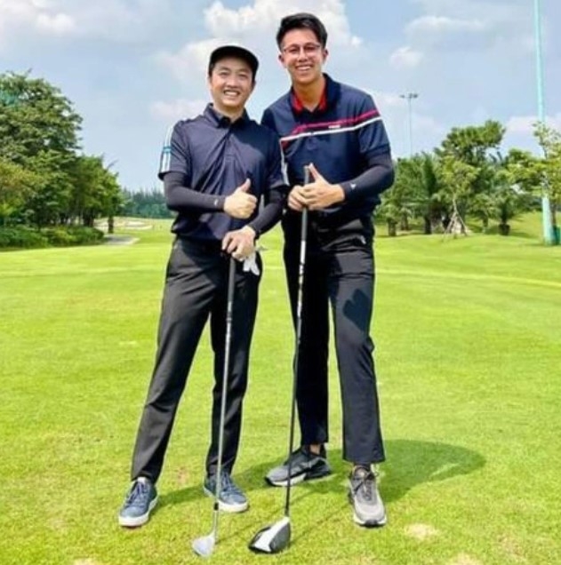 Bạn trai Hương Giang hội ngộ anh em nhà thiếu gia Phan Thành trên sân golf