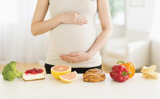 Vì sao mẹ bầu thường thiếu 4 loại dưỡng chất này trong giai đoạn thai kỳ?