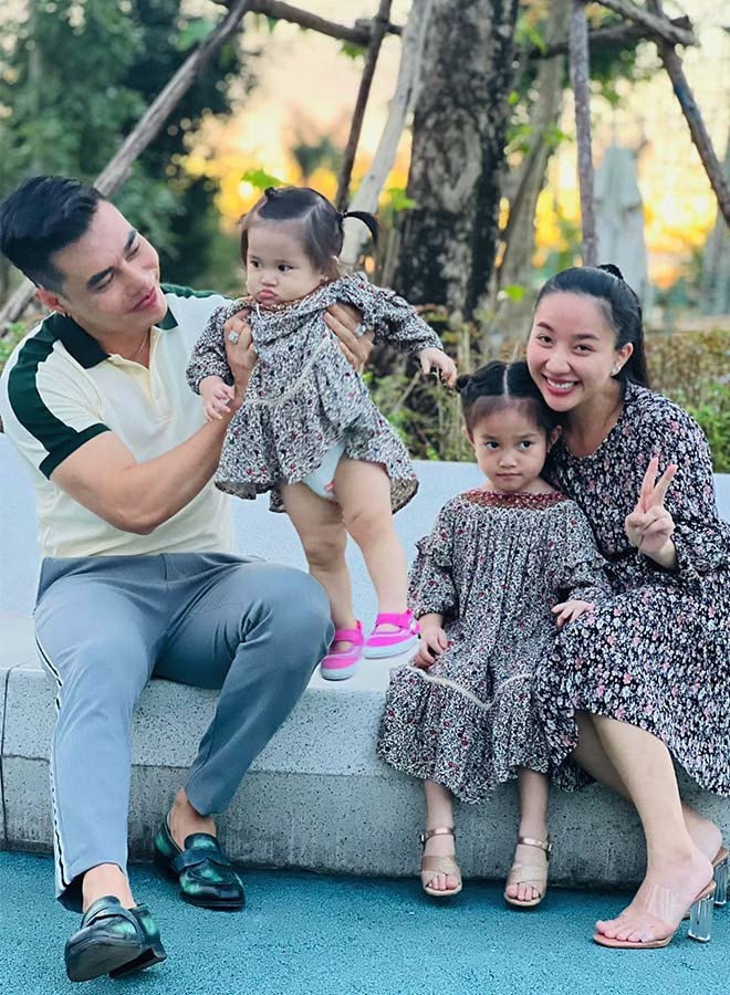 Lê Dương Bảo Lâm nói lời yêu thương dành cho bà xã khi đón con thứ 3 vừa chào đời Lê Dương Bảo Lâm nói lời yêu thương dành cho bà xã khi đón con thứ 3 vừa chào đời