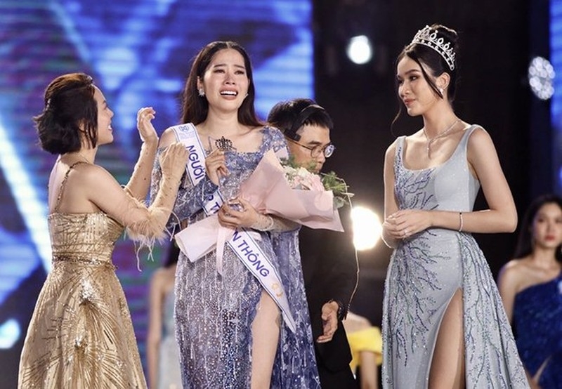 Nam Em dùng toàn bộ tiền thưởng từ cuộc thi Miss World Việt Nam để làm từ thiện