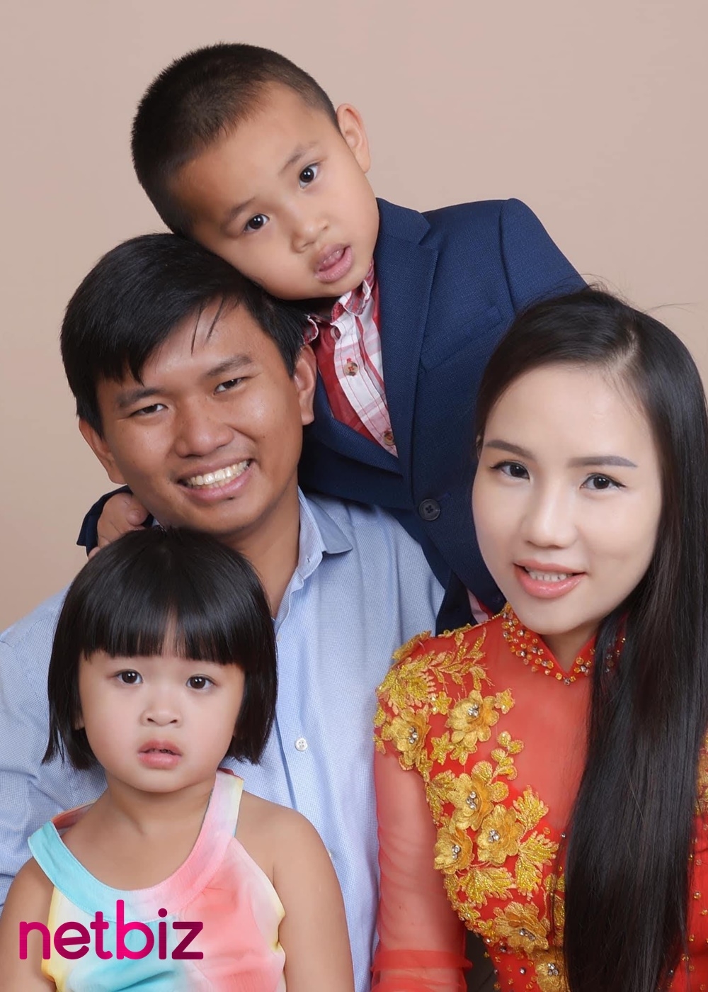 Triệu phú Vương Phạm tiết lộ khi đã là người yêu vẫn thu tiền nhà trọ của bà xã