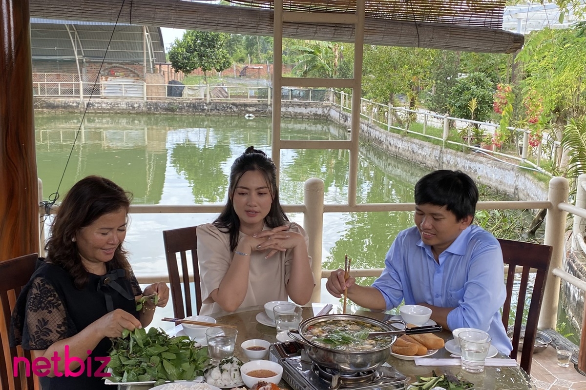 Triệu phú Vương Phạm tiết lộ bà xã chăm só