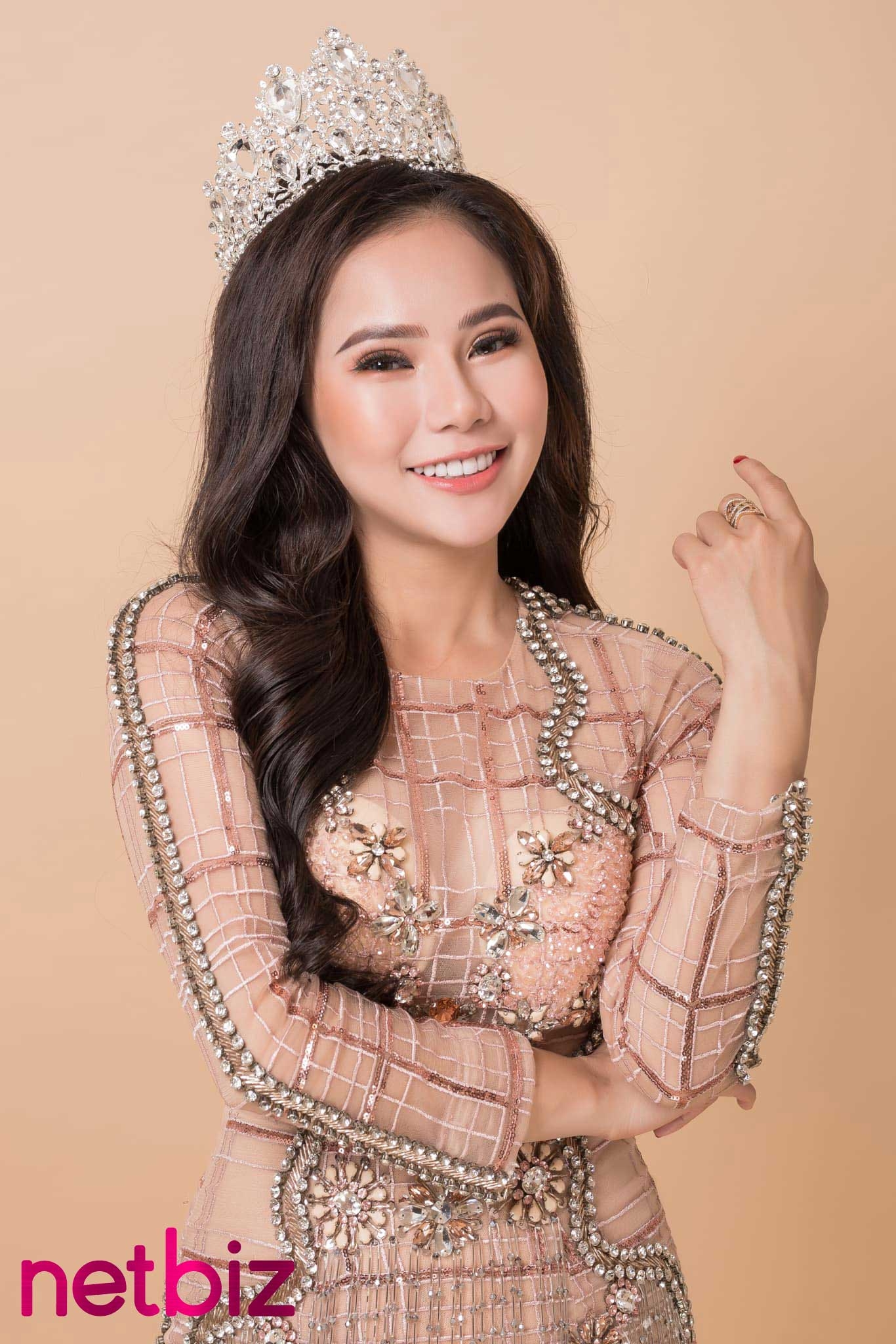 Hoa hậu Giang Hồng Ngọc định ly hôn lại bất ngờ ‘quay xe’ vì món quà trời ban