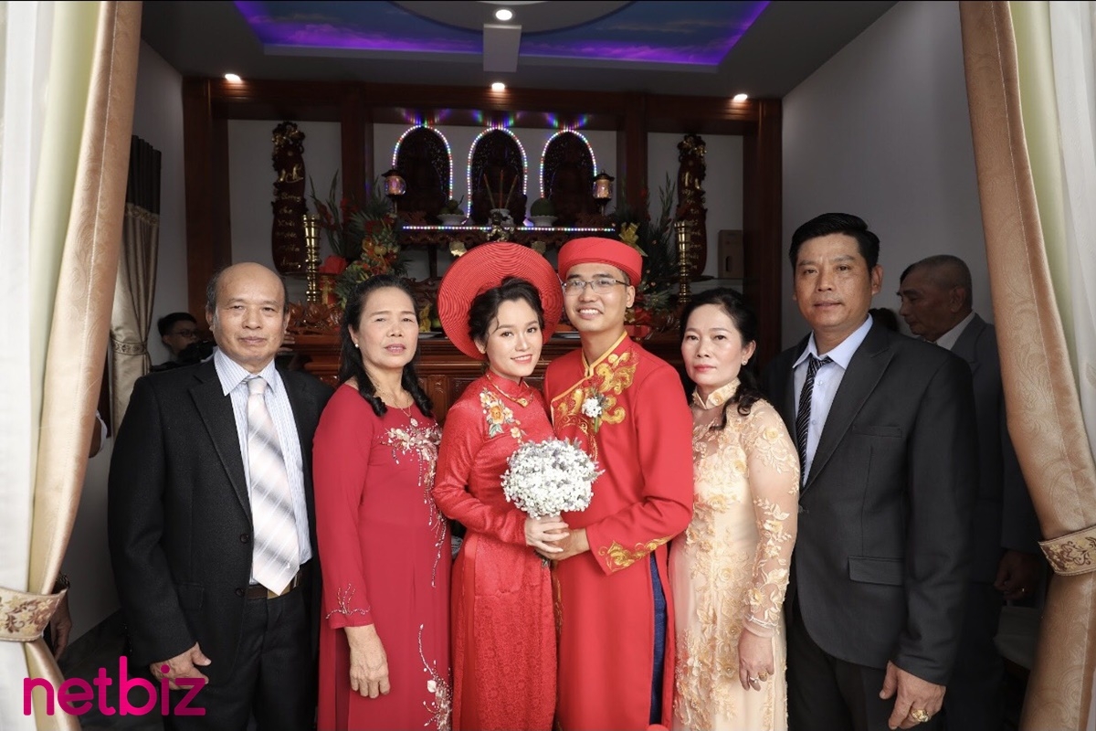 Dùng tình yêu để xóa tan định kiến, đôi vợ chồng trẻ hạnh phúc sau những gian truân Dùng tình yêu để xóa tan định kiến, đôi vợ chồng trẻ hạnh phúc sau những gian truân