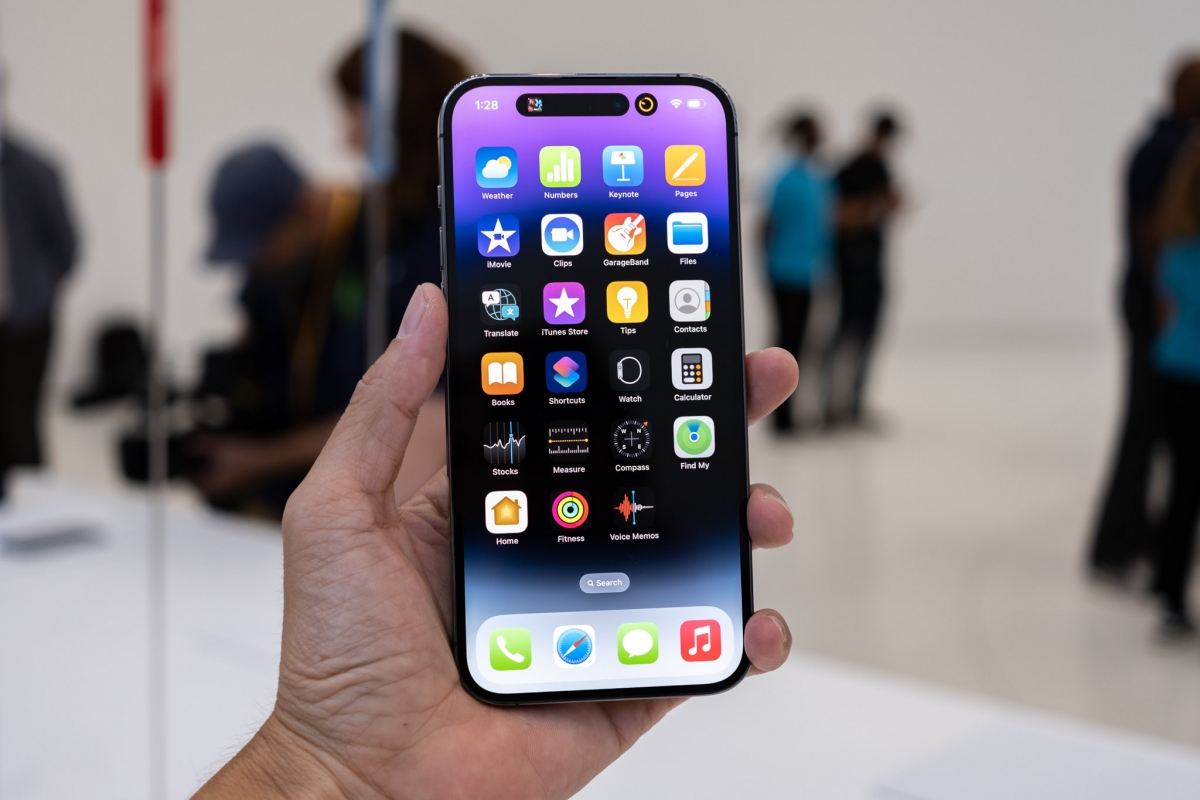 iPhone 14 Pro màu Tím có thật sự làm hài lòng 'hội chị em'?
