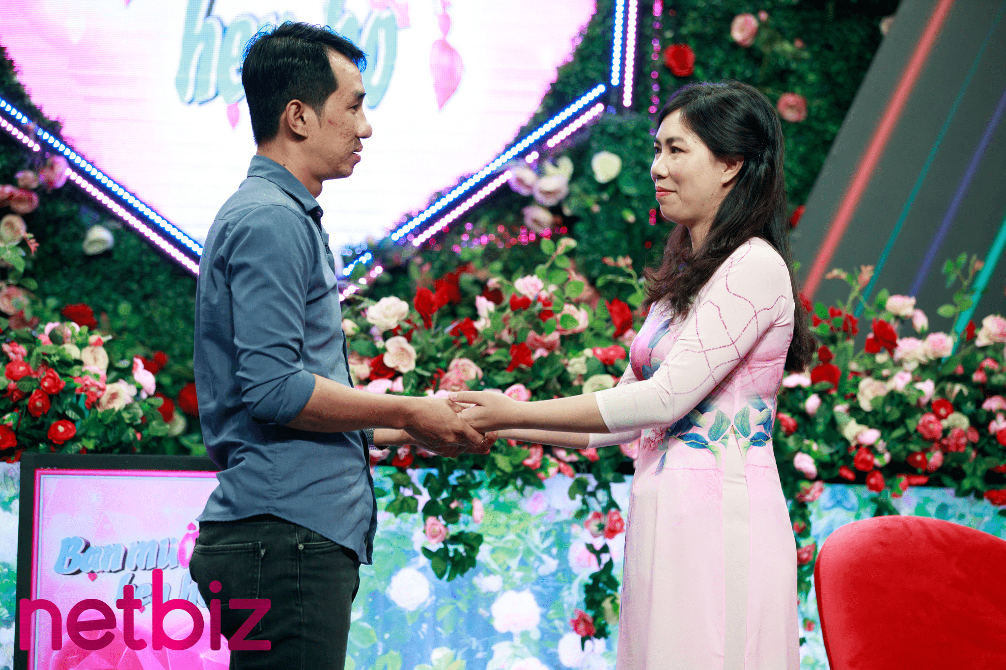 Đến show hẹn hò, chàng trai đưa quan điểm về 'sống thử' khiến bạn gái ái ngại