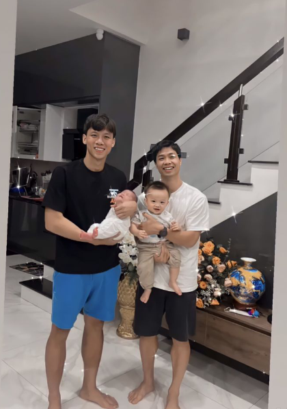 Những người hùng của đội tuyển Việt Nam đã lên chức bố