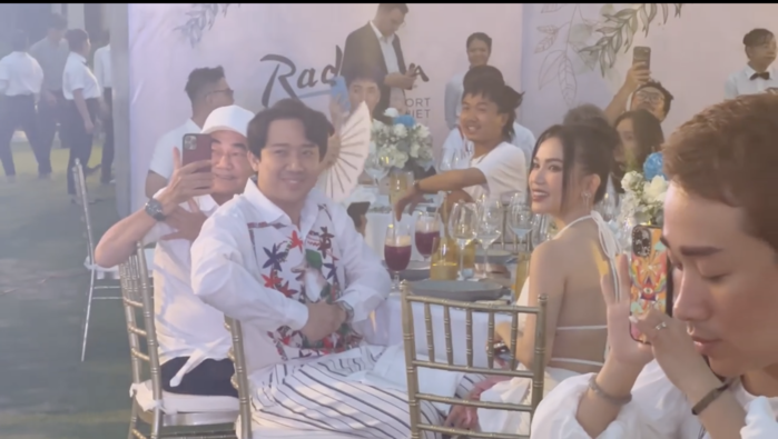 Dự tiệc chia tay độc thân của Diệu Nhi – Anh Tú, dàn nghệ sĩ ‘quẩy’ nhiệt tình