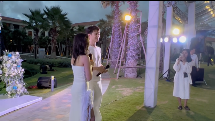 Dự tiệc chia tay độc thân của Diệu Nhi – Anh Tú, dàn nghệ sĩ ‘quẩy’ nhiệt tình