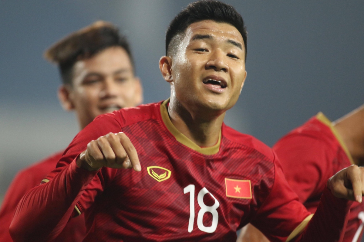 Đường trở lại đội tuyển Việt Nam của Hà Đức Chinh ngày càng xa