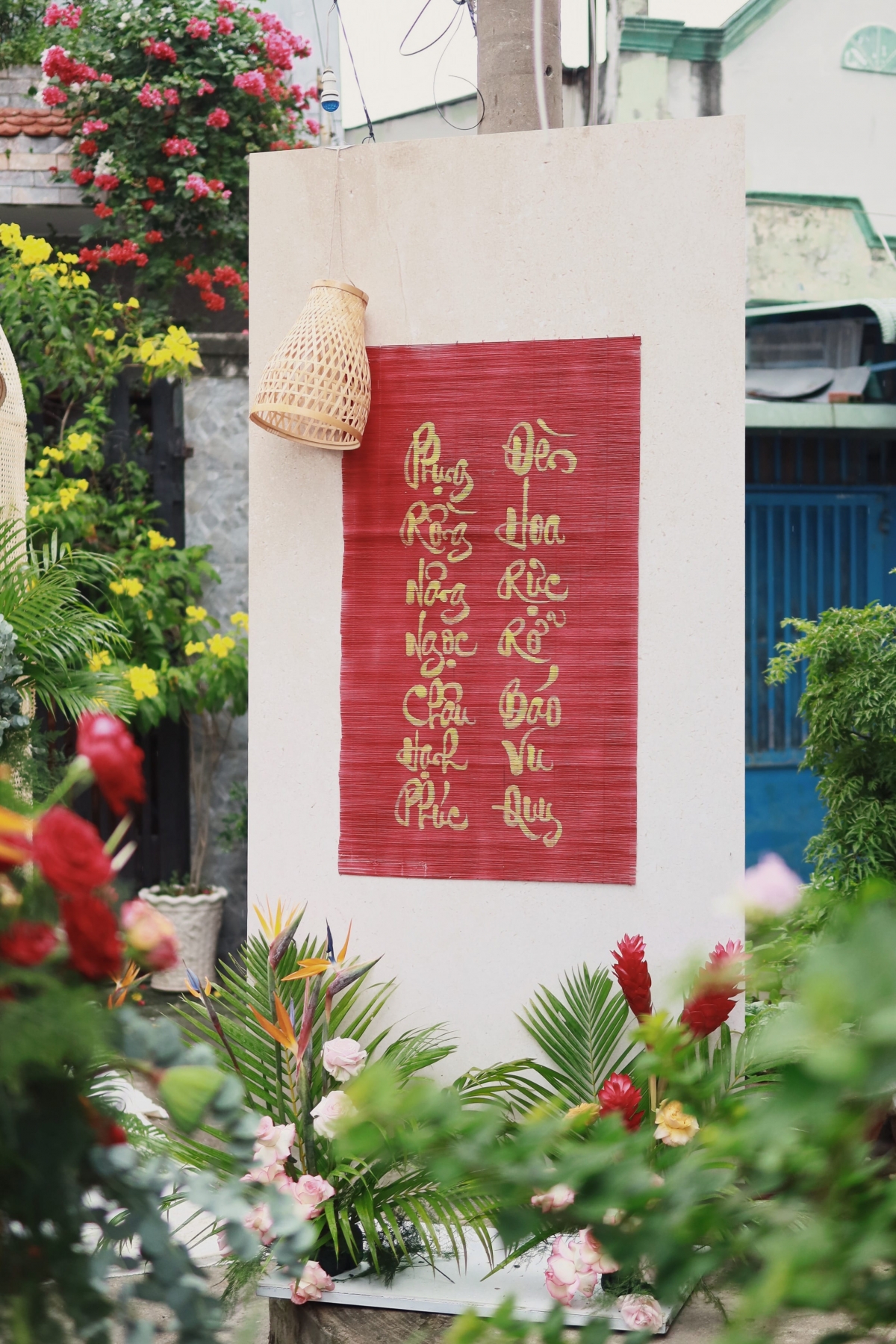 Những điểm đặc biệt tại đám cưới hai cô dâu tháng 10 Diệu Nhi và Liêu Hà Trinh