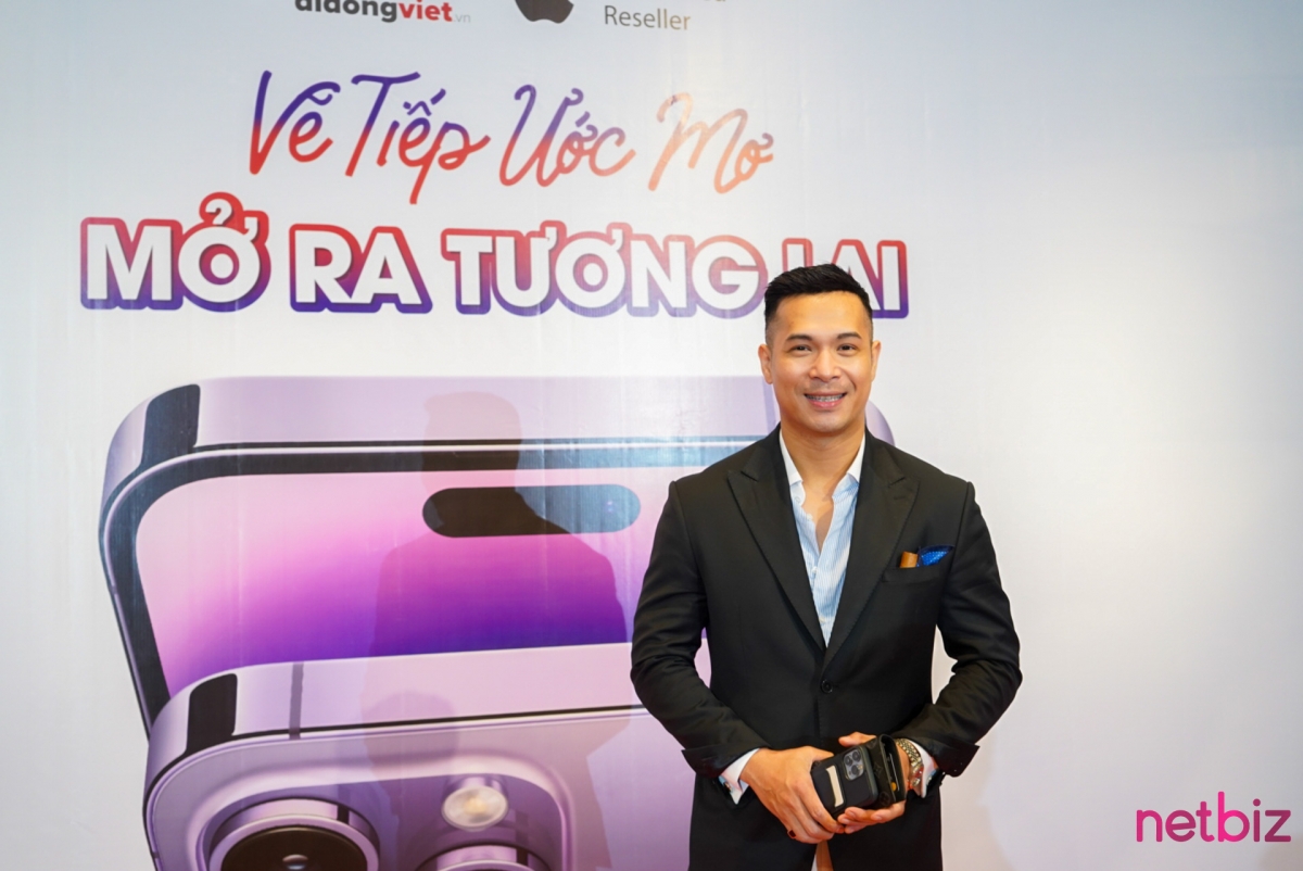 Toàn cảnh đêm 'giao thừa' mở bán iPhone 14 Series chính hãng tại Việt Nam