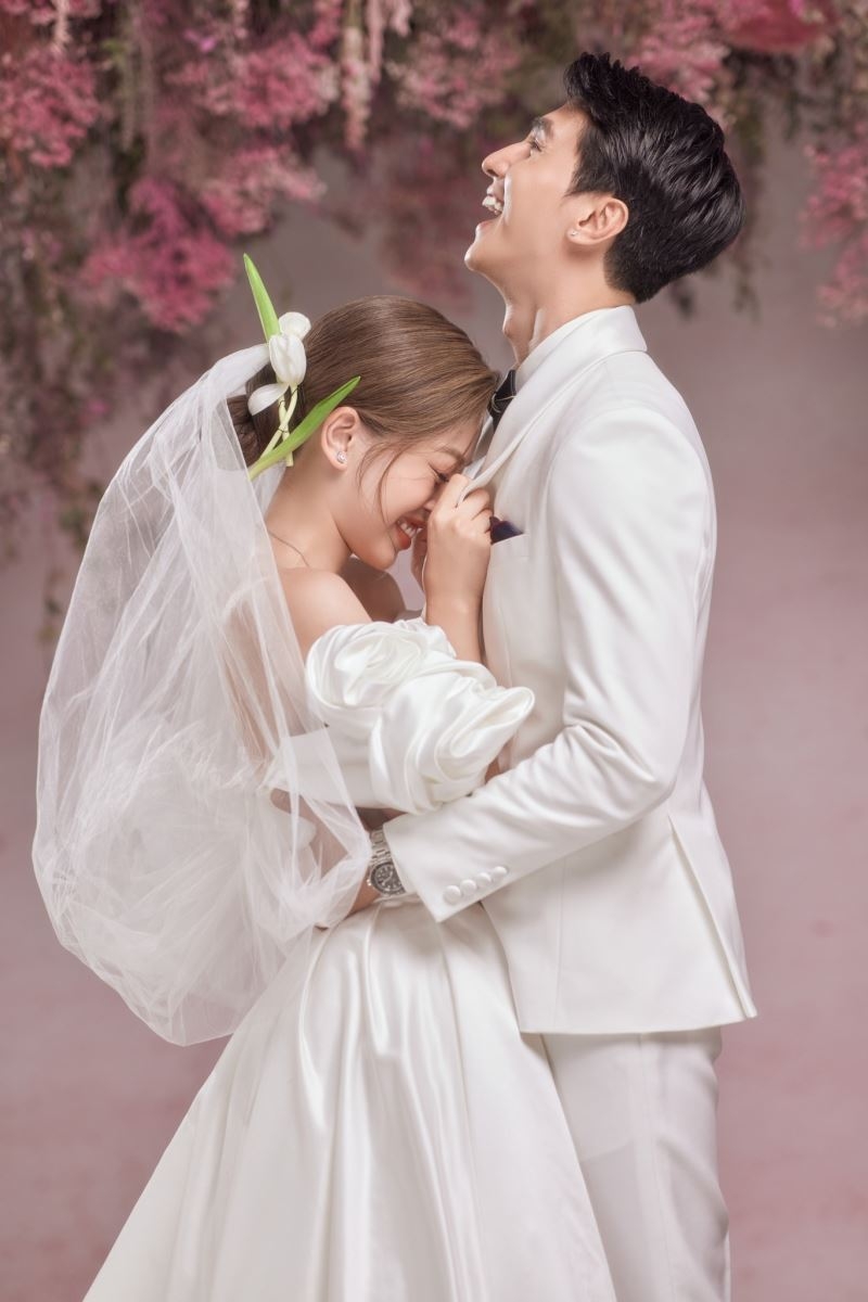 Thêm bộ ảnh cưới lãng mạn của Bình An – Phương Nga trước thềm hôn lễ