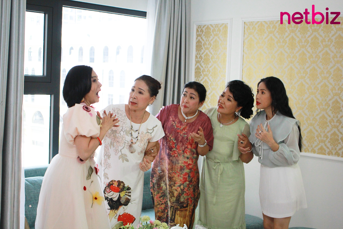 ‘Thanh xuân mãi cháy’ cùng dàn diễn viên gạo cội làm mưa làm gió trên TikTok