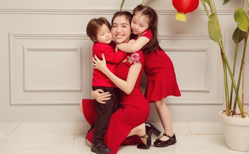 Elly Trần tiết lộ phát hiện chồng quan hệ cùng lúc 3 người phụ nữ trong lúc mang thai