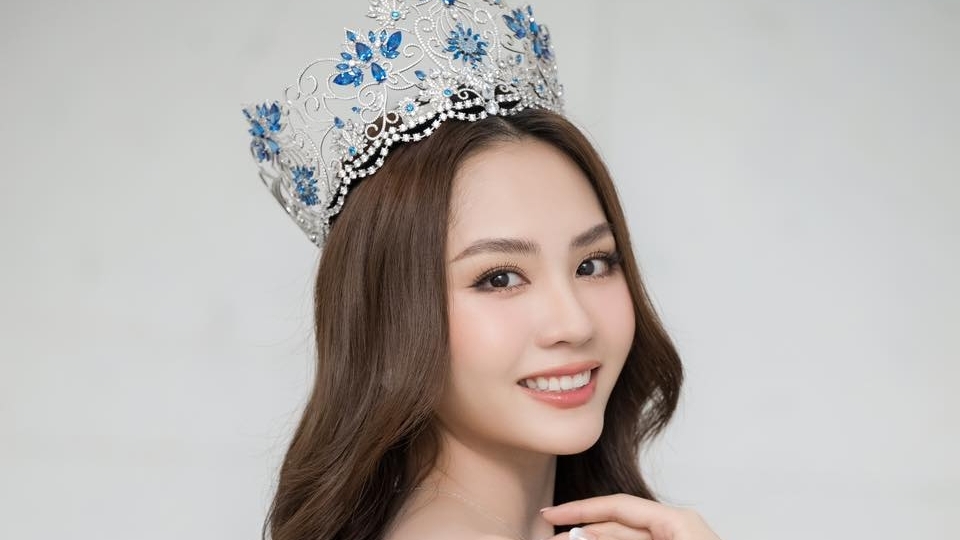 Hoa hậu Huỳnh Nguyễn Mai Phương nhận con nuôi, làm mẹ ở tuổi 24