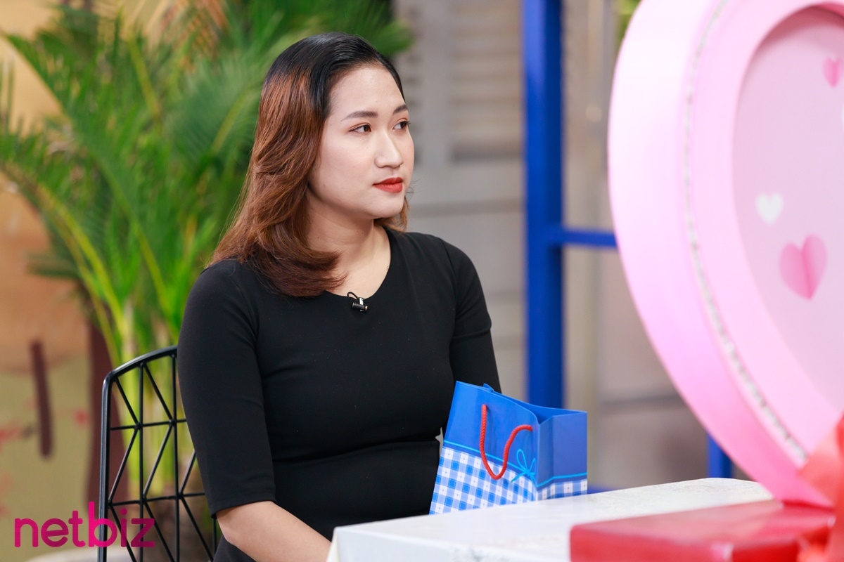 Từng 'gãy gánh' hôn nhân, cặp đôi quyết định hẹn hò không ngại chuyện 'con anh con em'