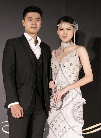 Á hậu Thùy Dung thông báo lên xe hoa cùng bạn trai doanh nhân vào tháng 12