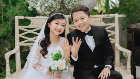 Cặp đôi tí hon 'gây bão' với lễ cưới ngọt ngào, lãng mạn tại Nghệ An