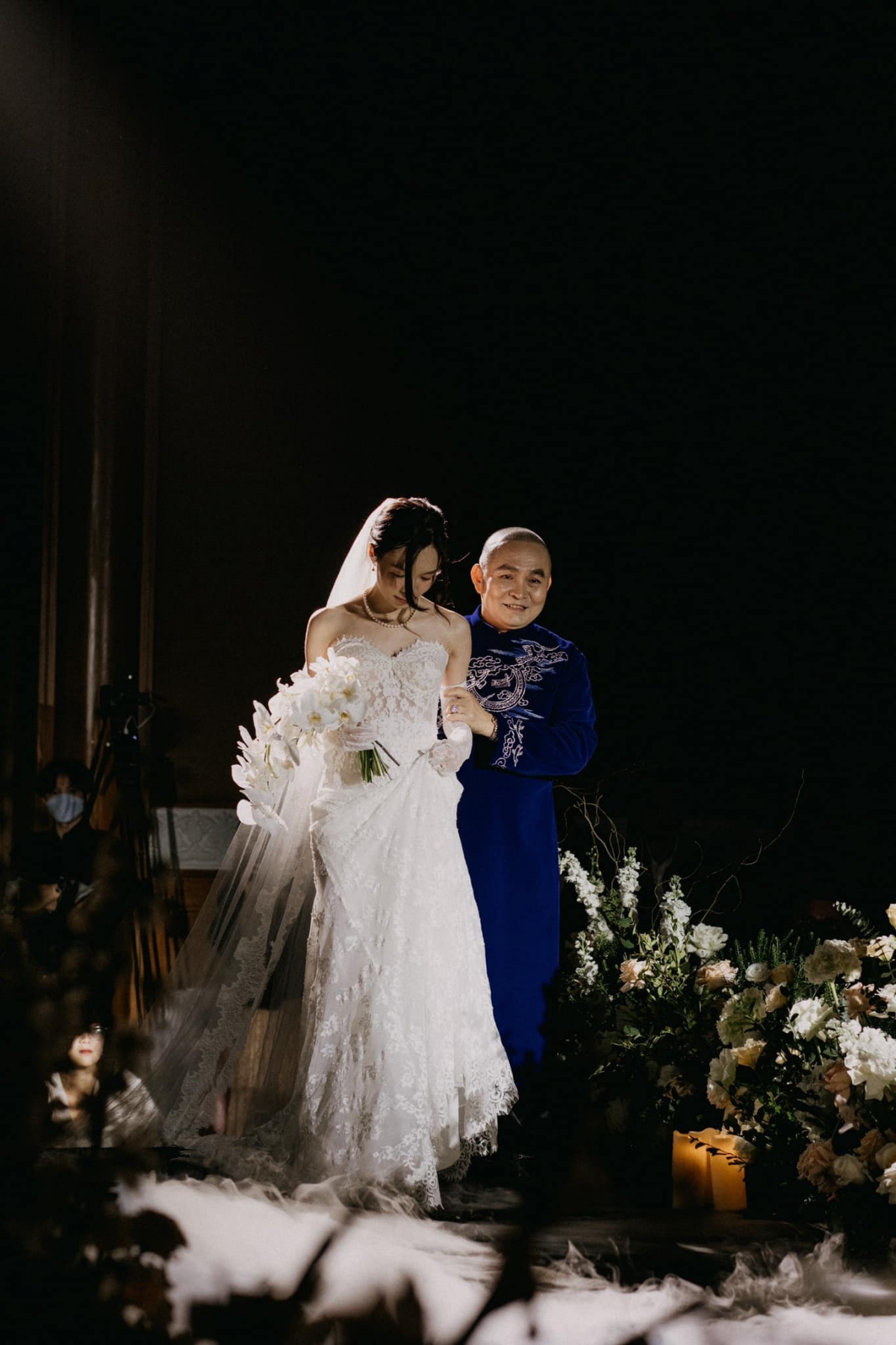 Nghệ sĩ Xuân Hinh xúc động nghẹn ngào chia sẻ về cảm xúc trong đám cưới con gái