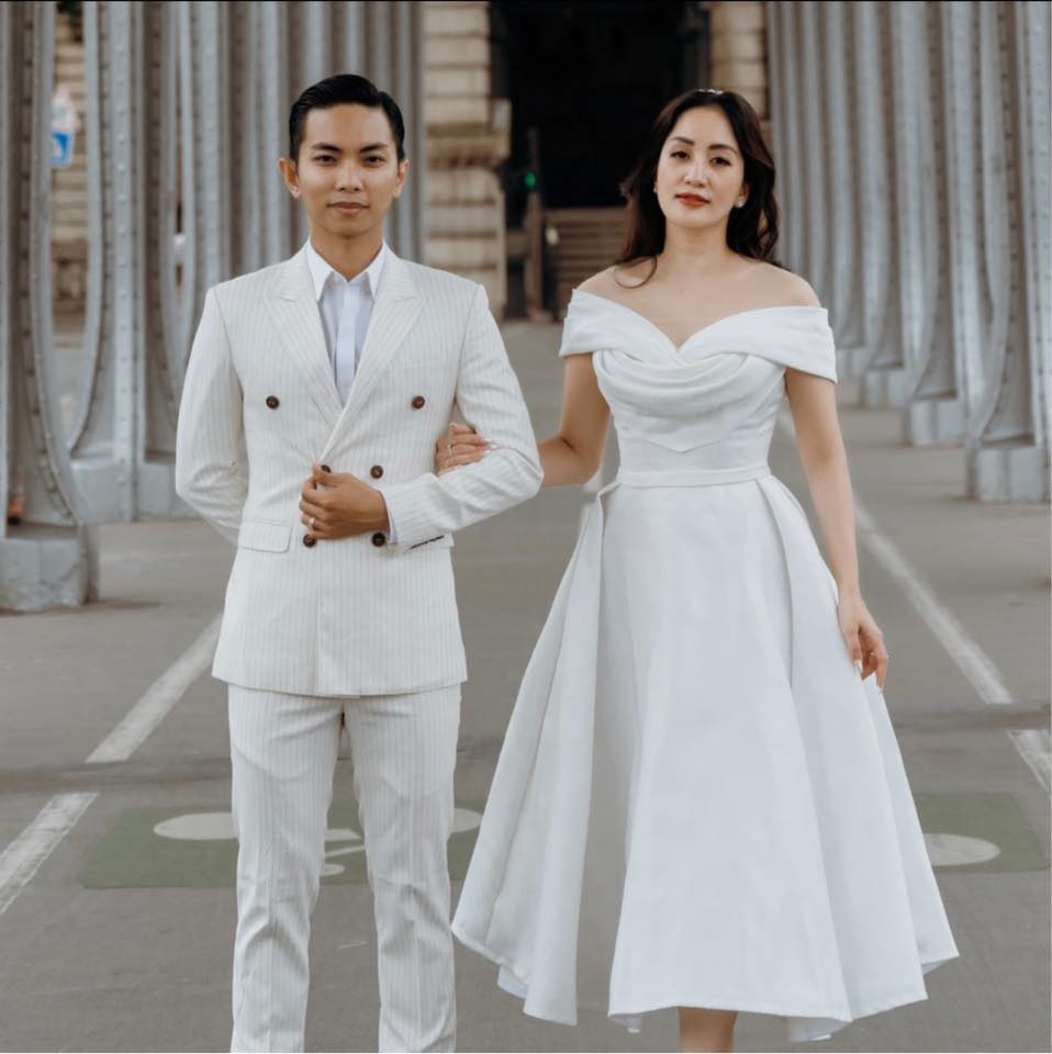 Gia đình Khánh Thi - Phan Hiển đón 'quà khủng' sau lễ cưới siêu lãng mạn