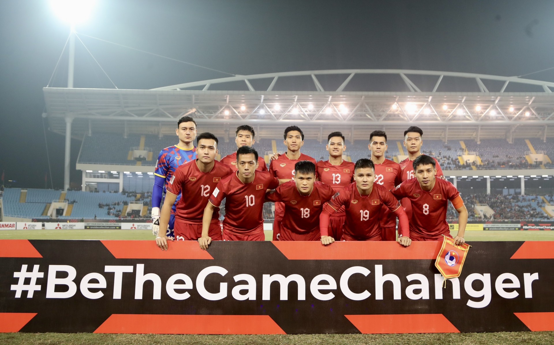 ĐT Việt Nam "hành quân thần tốc" trong đêm để đá bán kết AFF Cup 2022