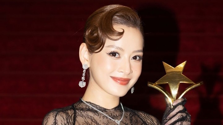 Chi Pu nhận giải 'Nữ diễn viên được yêu thích nhất'