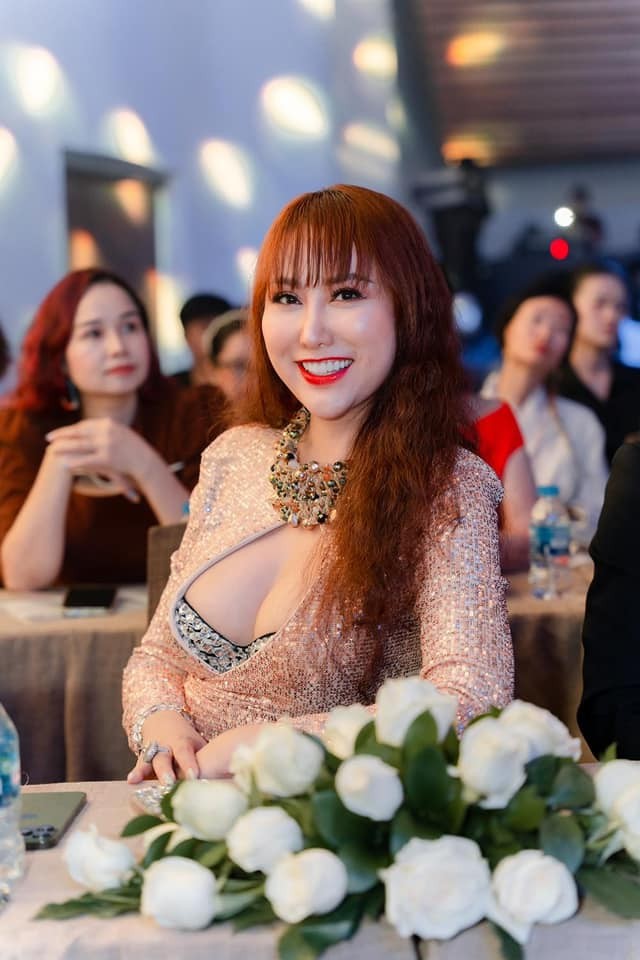 Phi Thanh Vân: Tôi không phải 'sugar mom' mà là 'single mom'