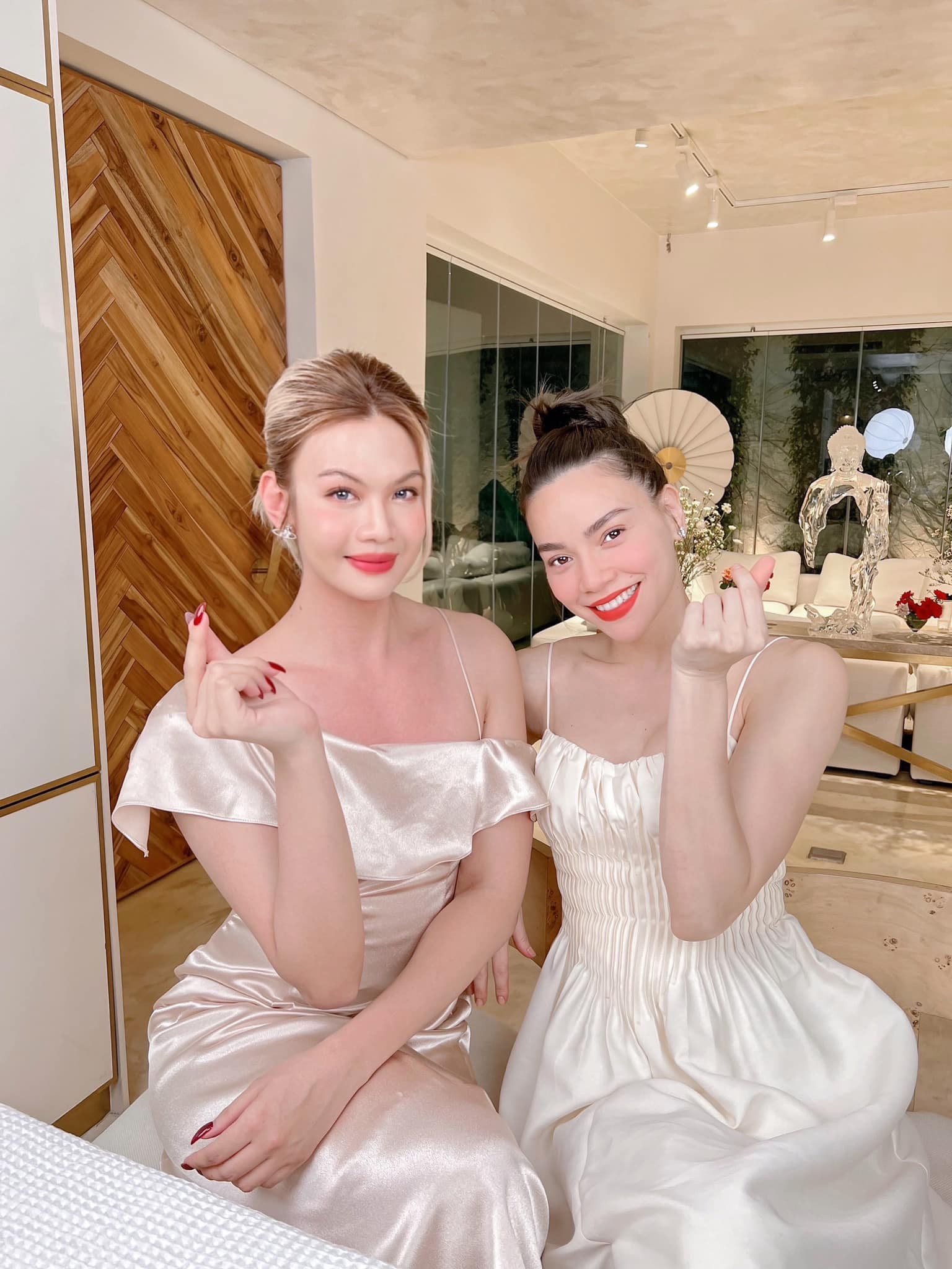 Cậu học trò của Hồ Ngọc Hà giờ xinh đẹp chẳng kém cô giáo
