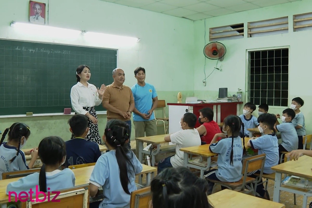 Lớp học tình thương của chàng dân phòng hơn 10 năm gieo chữ cho trẻ em nghèo