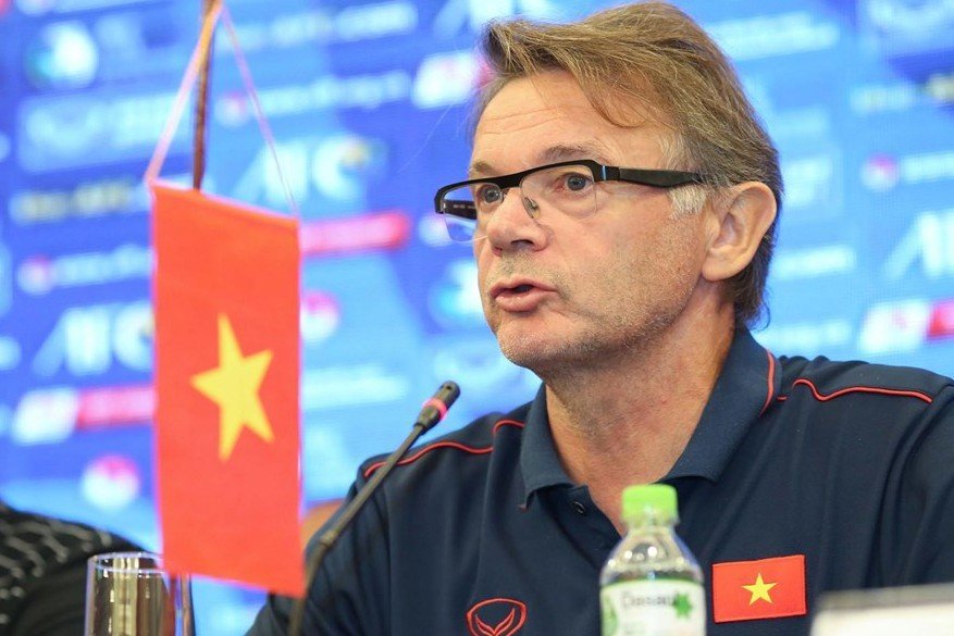 Vì ĐT Việt Nam, HLV Troussier từng từ chối lời đề nghị 'khủng'