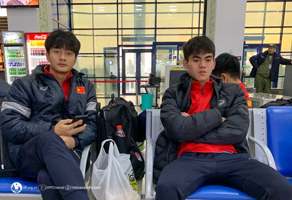 U20 Việt Nam về nước trong sự chào đón của người hâm mộ U20 Việt Nam về nước trong sự chào đón của người hâm mộ