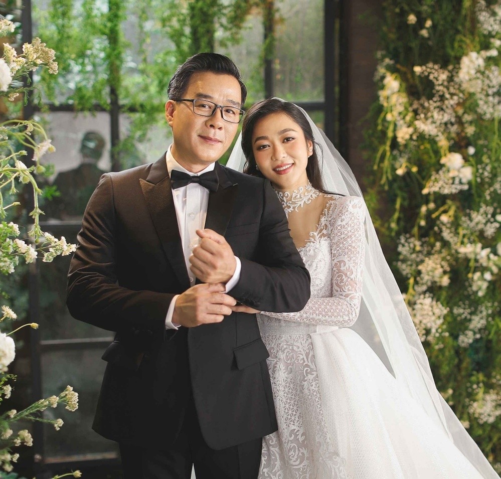 ‘Vua cá Koi’ và Hà Thanh Xuân ‘đường ai nấy đi’ sau chưa đầy 1 năm cưới nhau?