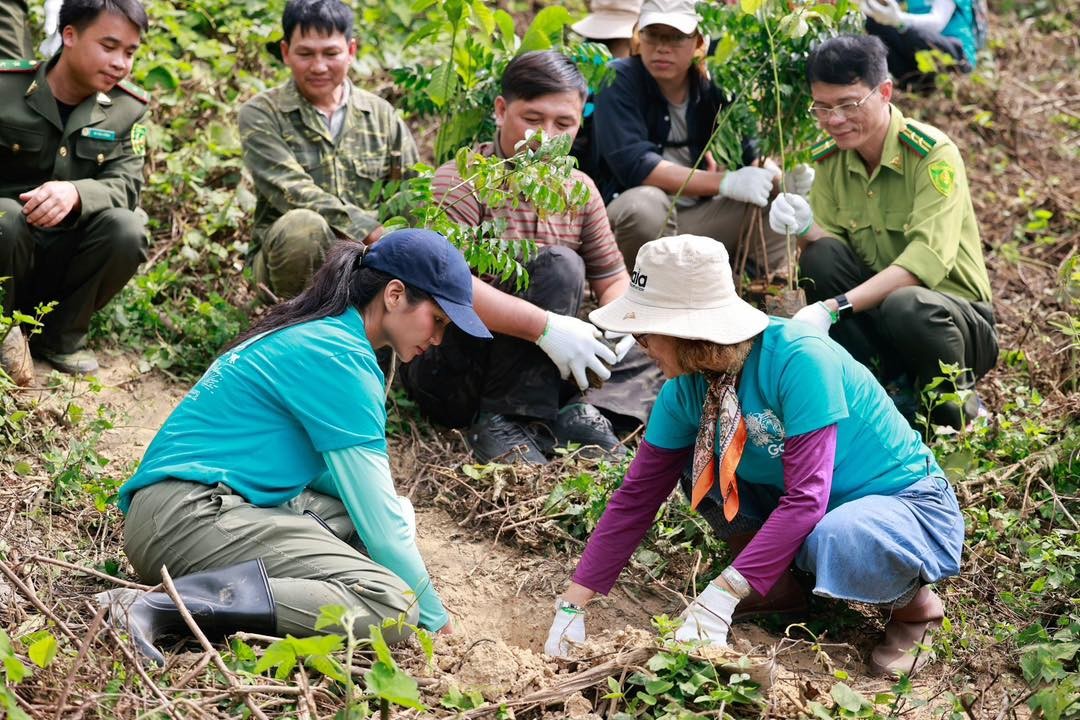 H’Hen Niê chia sẻ hành động ý nghĩa kỷ niệm 5 năm đăng quang hoa hậu