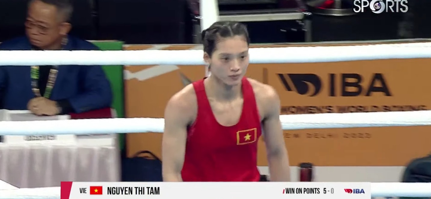 Nguyễn Thị Tâm dành chiến thắng đầu tiên tại giải vô địch boxing nữ thế giới