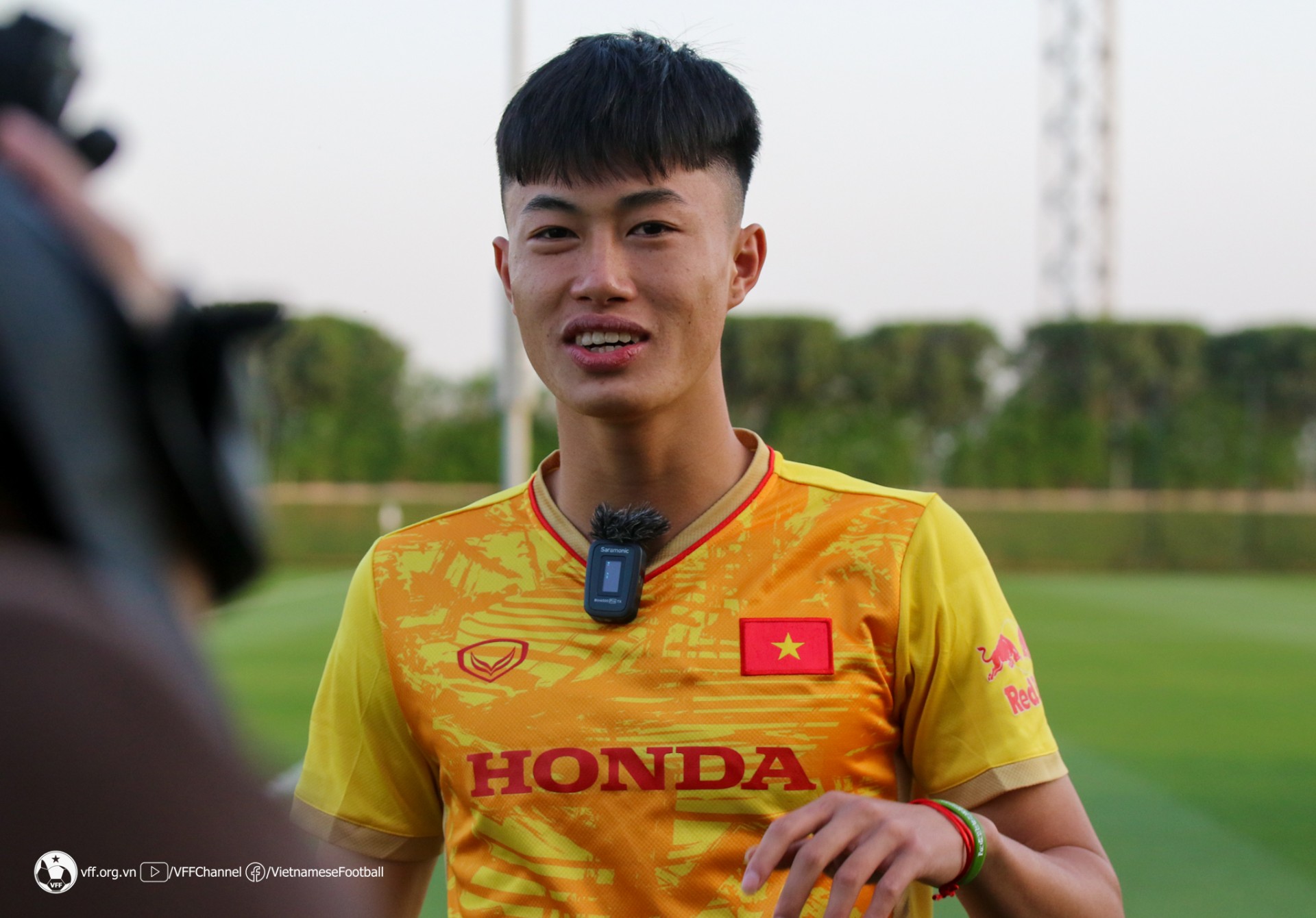 Nguyễn Văn Trường trả lời phỏng vấn phía truyền thông. (Ảnh: VFF)