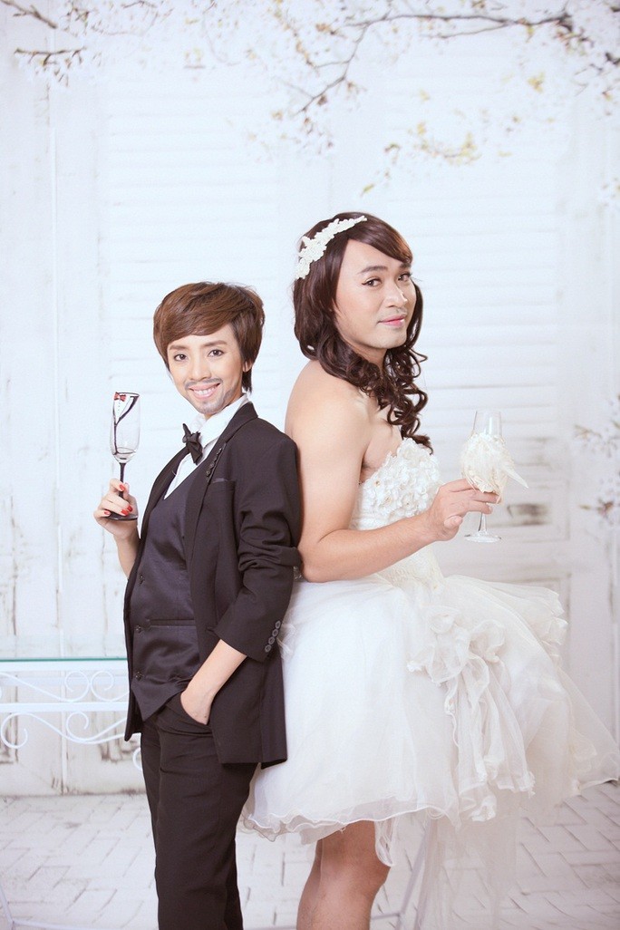Thu Trang, Tiến Luật đăng loạt ảnh cưới ‘để đời’ trong ngày Quốc tế hạnh phúc Tiến Luật hé lộ loạt ảnh cưới 'để đời' với Thu Trang cách đây hơn 10 năm