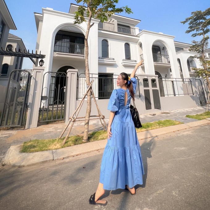 Minh Hằng ‘chơi lớn’ tậu 2 căn biệt thự sang trọng để đón con đầu lòng