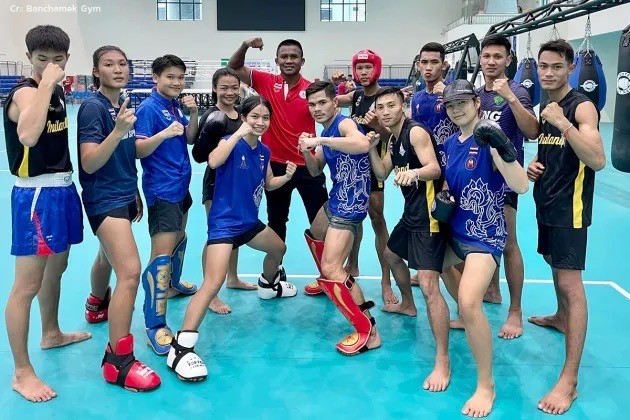Buakaw Banchamek cùng đội tuyển kickboxing Thái Lan tại SEA Games 31 tổ chức tại Việt Nam