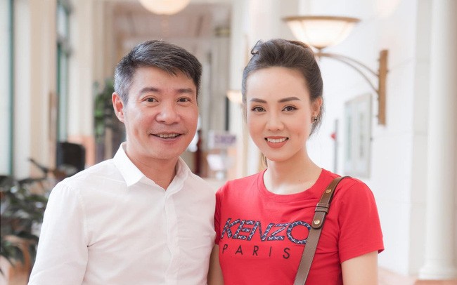 NSND Hoàng Cúc, Hồng Diễm tới nhà thăm NSND Công Lý