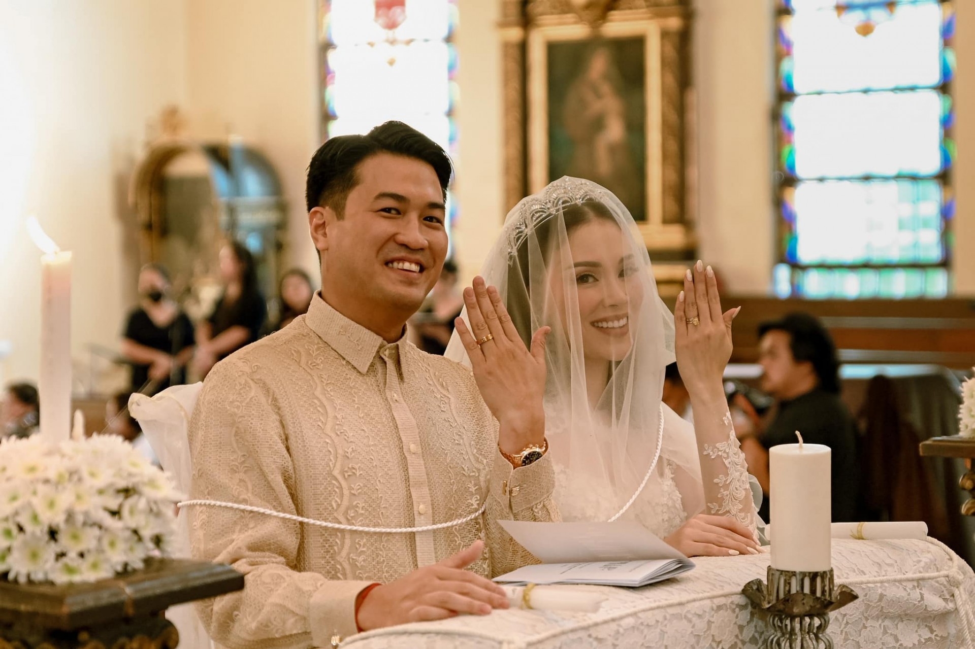 Khung ảnh lần đầu công bố trong đám cưới Phillip Nguyễn – Linh Rin Khung ảnh lần đầu công bố trong đám cưới Phillip Nguyễn – Linh Rin