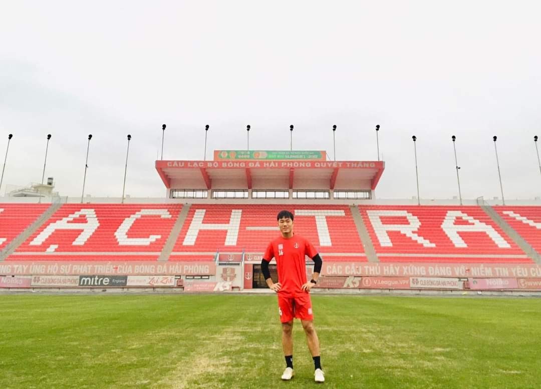 Ngày ra mắt đáng quên của Xuân Trường trong màu áo mới của CLB Hải Phòng FC. (Ảnh: Hải Phòng FC)