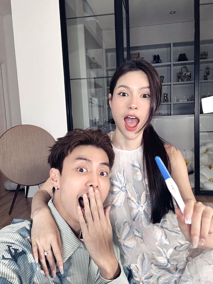 Lucie Nguyễn thông báo tin vui có em bé sau màn cầu hôn lãng mạn