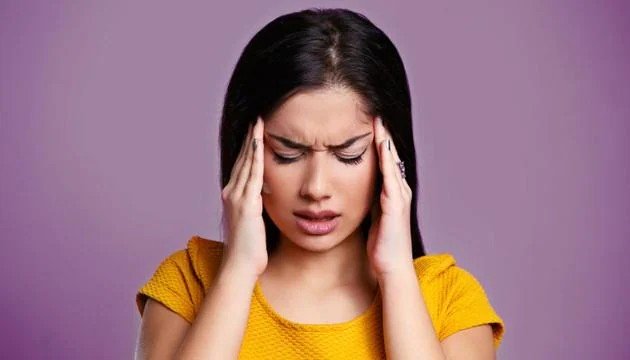 Ảnh hưởng của nhịp sinh học đến chứng đau nửa đầu và đau đầu chùm