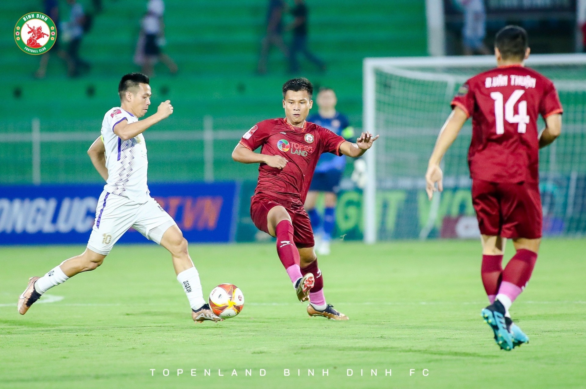 Vòng 7 V.League 2023: Topenland Bình Định hạ gục CLB Hà Nội thuyết phục