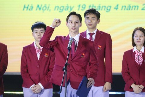 Đoàn Thể thao Việt Nam xuất quân dự SEA Games 32 với vai trò 'Sứ giả hoà bình'
