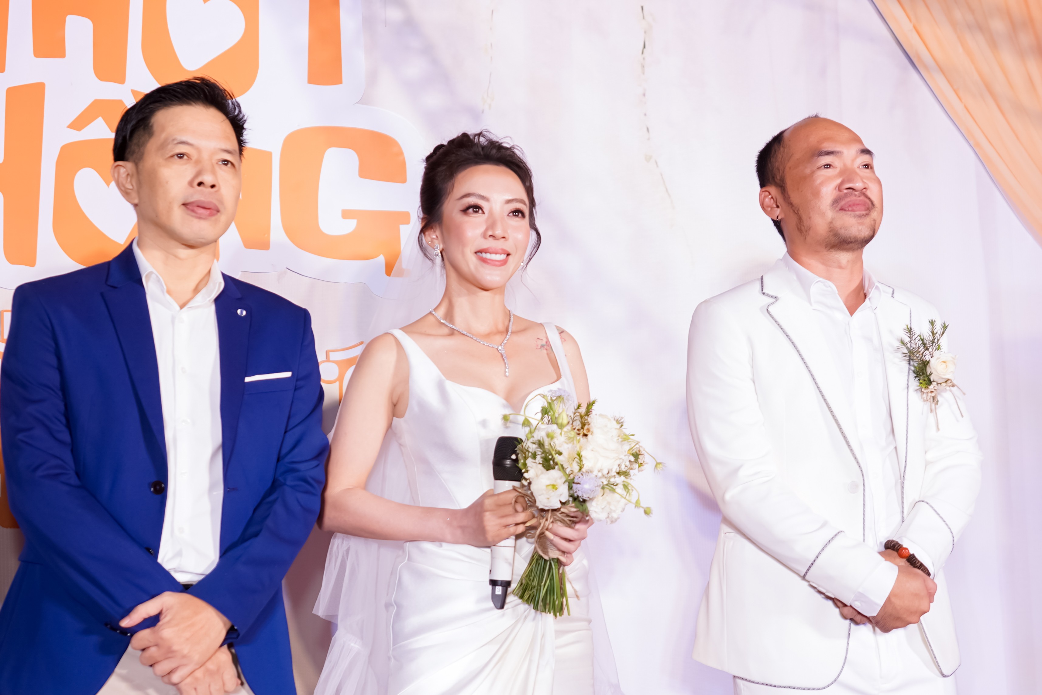 Thu Trang - Tiến Luật tái hiện đám cưới nhưng xúc động nhất lại từ Thái Hoà